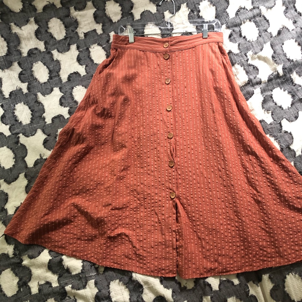 Clay red skirt from Roolee